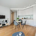 Baltiq Plaza Deluxe - Billberry Appartamento *