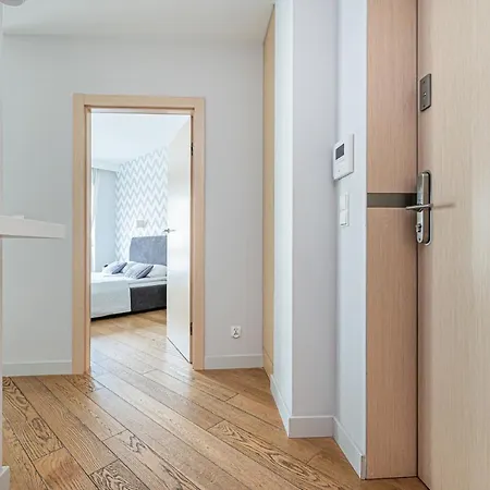 Baltiq Plaza Deluxe - Billberry * غدينيا