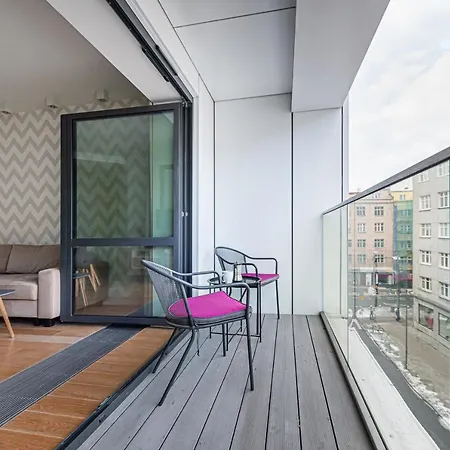 Baltiq Plaza Deluxe - Billberry * غدينيا